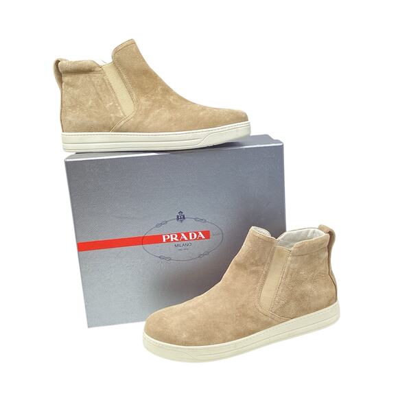 Prada Slip-On Shoes Women’s Size 10/11 Suede Leather Scamosciato in Taupe - Picture 1 of 6